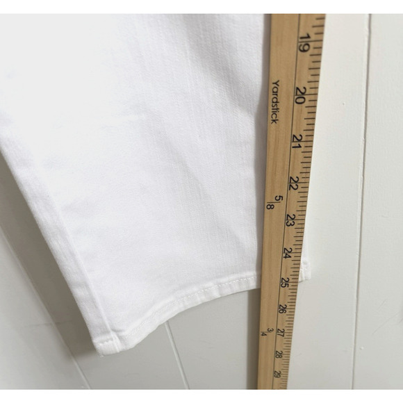 Soft Surroundings The Ultimate Straight Cropped Jeans Slimming Size 8 White New - Picture 4 of 13